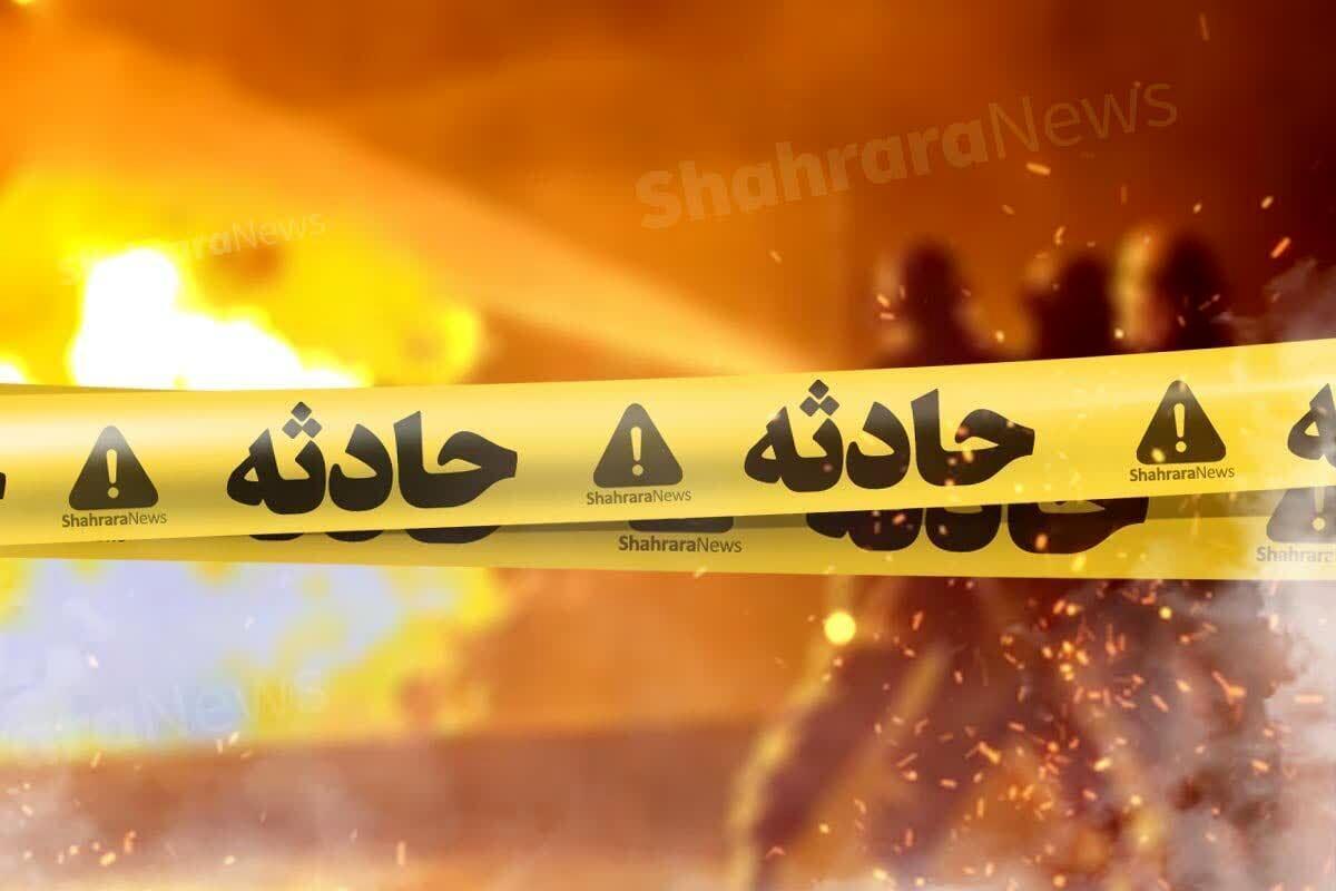 معاون عملیات سازمان آتش‌نشانی مشهد از تلاش آتش نشانان برای نجات چهار عضو یک خانواده که در آتش گرفتار شده بودند، خبر داد.