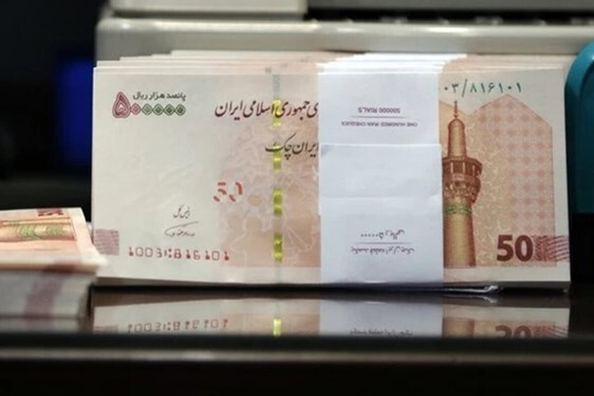 رییس سازمان برنامه و بودجه با تاکید بر اینکه جداول بودجه تا آخر اردیبهشت ماه از سوی مجلس شورای اسلامی اعلام خواهد شد، گفت: براساس زمانبندی طراحی شده در قانون، احکام همسان‌سازی ان‌شالله از خرداد ماه اجرا و البته معقوقات دو ماه نخست سال نیز پرداخت خواهد شد.
