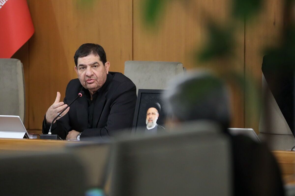 سرپرست ریاست جمهوری گفت: یکی از مسئولیت‌های جدی همه اعضای دولت پیگیری مسئولانه و مستمر اجرای قراردادها، توافقات و تفاهم نامه‌های خارجی امضا شده در دوران ریاست جمهوری شهید آیت‌الله رئیسی است.