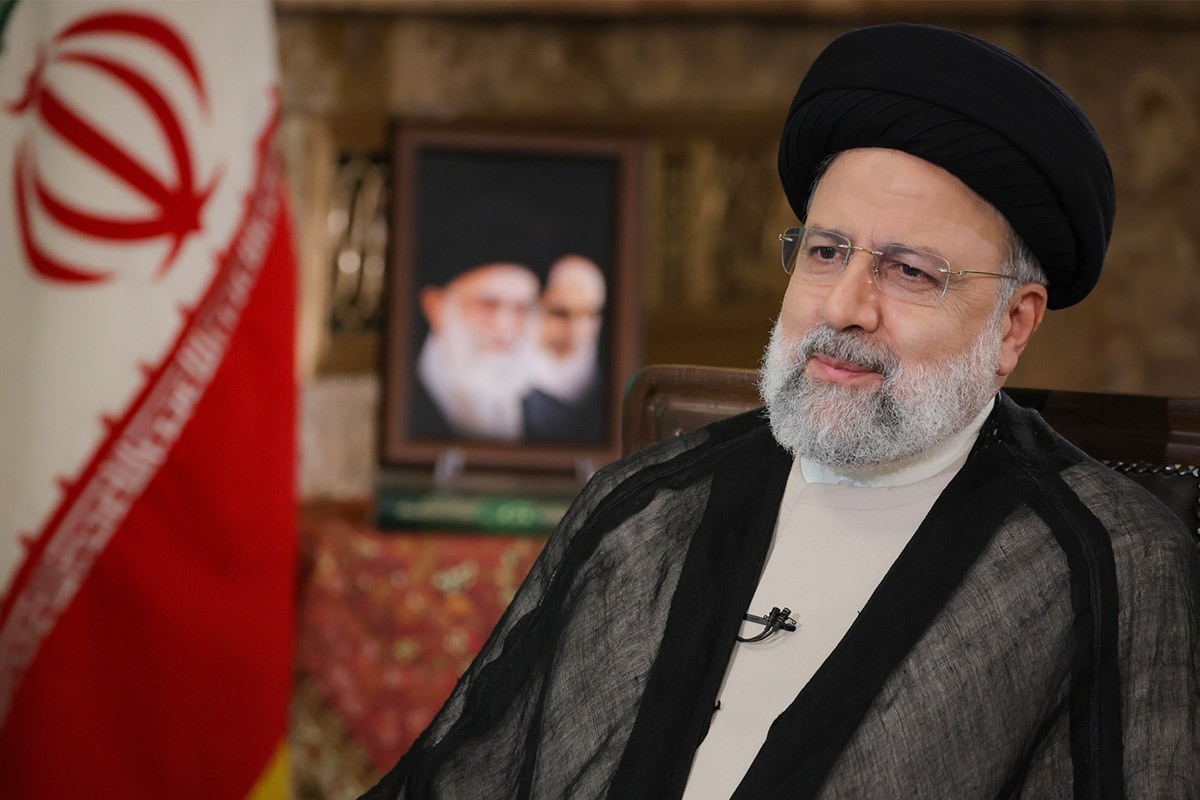 اولین قسمت از ویژه‌برنامه‌ی تلویزیونی «سیدالشهدای خدمت» به مناسبت چهلمین روز شهادت آیت‌الله رئیسی امشب ساعت ۲۰ از شبکه اول سیما پخش می‌شود.