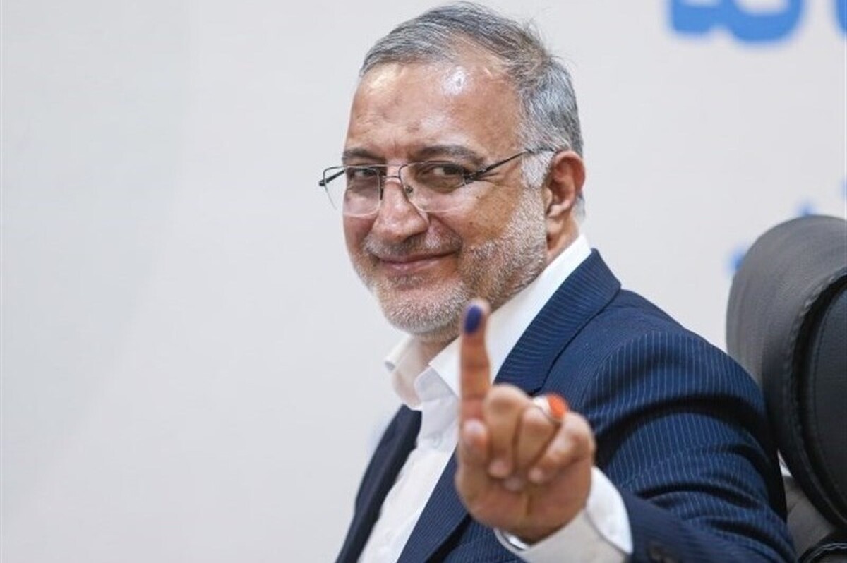 رئیس شورای شهر تهران گفت: شهردار تهران برای حضور در سفرهای استانی مجدداً مرخصی گرفته است و در حال حاضر شهرداری تهران با سرپرست اداره می‌شود.