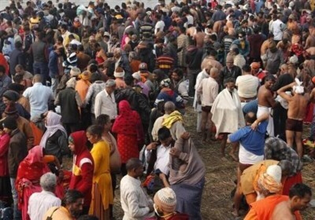 ازدحام جمعیت در جریان یک جشن مذهبی در هند منجر به کشته شدن ده‌ها نفر در این مراسم شد.