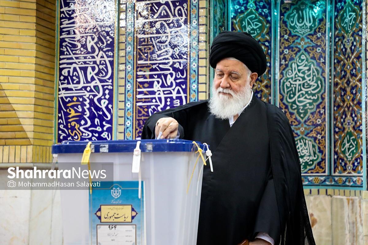 پایگاه اطلاع‌رسانی امام‌جمعه مشهد درباره برخی نقل‌قول‌های غیرمستند از ایشان و بیت رئیس‌جمهور شهید، حضرت آیت‌الله رئیسی، اطلاعیه‌ای صادر کرد.