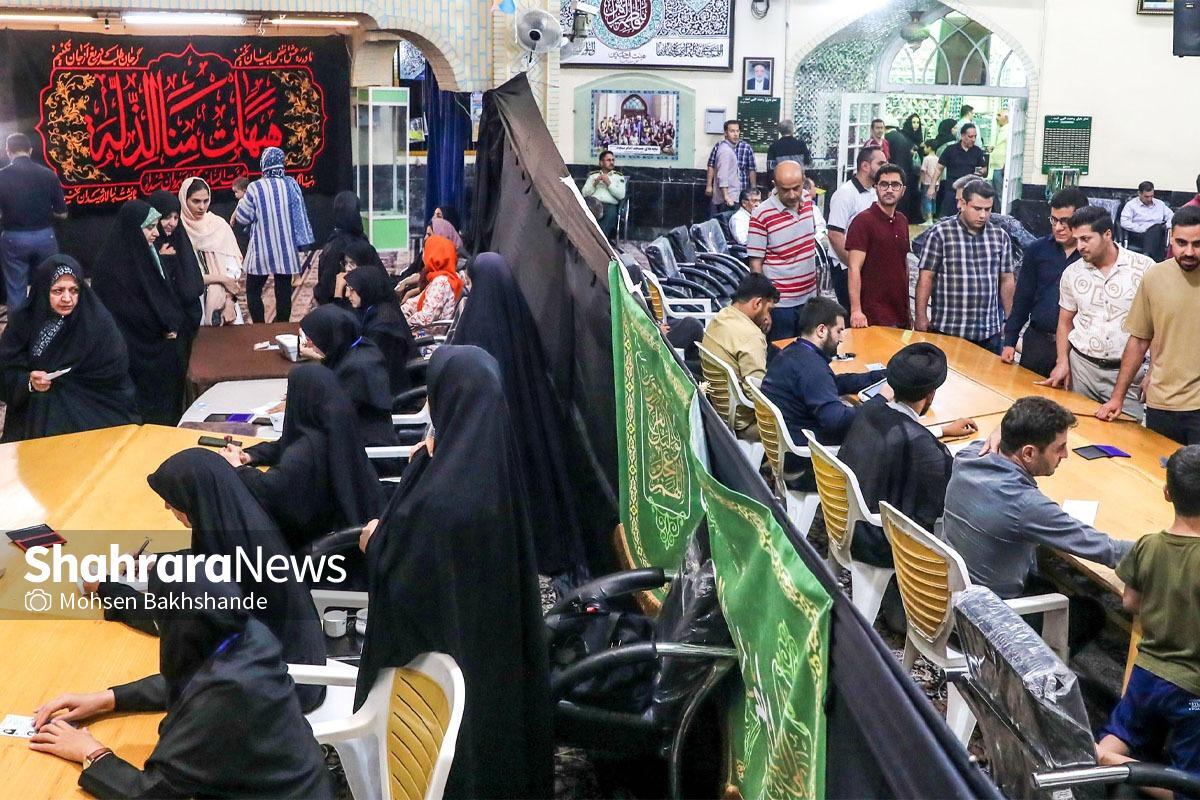 با نواخته‌شدن زودهنگام زنگ انتخابات چهاردهمین دوره ریاست‌جمهوری، احزاب و گروه‌های مختلف فعالیت و تبلیغاتشان را در مشهد هم هم‌زمان با کشور شروع کردند. گپ‌وگفت‌ها و مناظره‌ها از دل صداوسیما و فضای‌مجازی به متن جامعه کشیده شده و حالا که انتخابات به دور دوم رسیده است، روز‌به‌روز قوتش هم بیشتر می‌شود.
