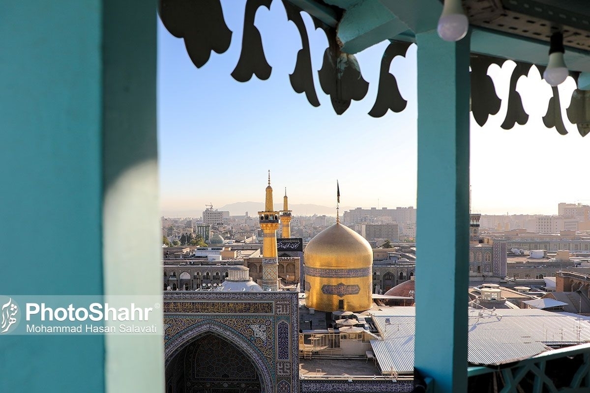 حرم مطهر رضوی برای برگزاری عزاداری ماه محرم آماده می‌شود.