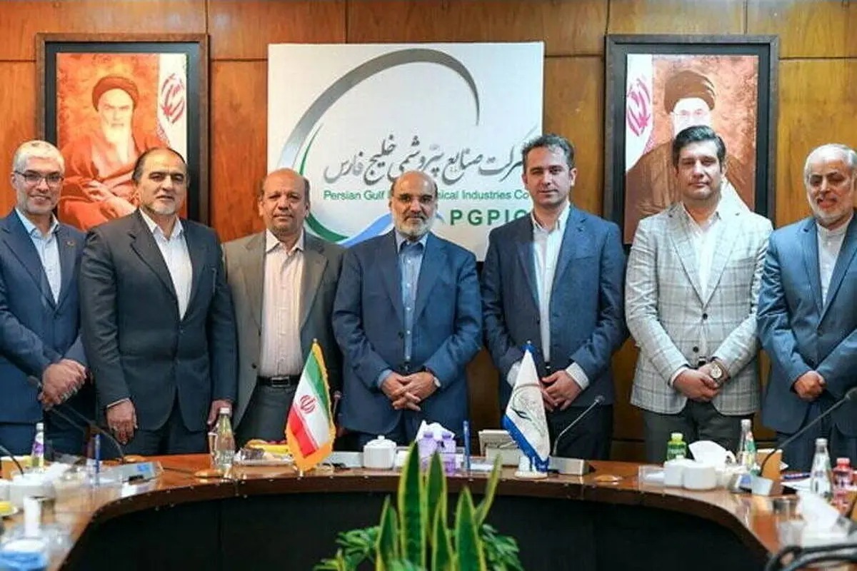 مسئولان هلدینگ خلیج‌فارس اسامی اعضای هیئت‌مدیره این باشگاه را اعلام کردند و قرار است در روز‌های آتی، مدیرعامل نیز از بین همین اعضا انتخاب شود.