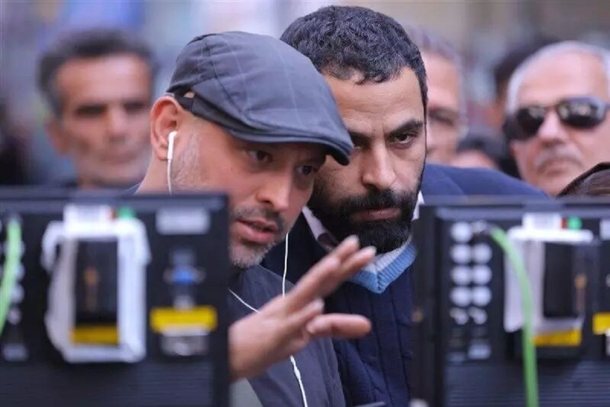 «احمد معظمی» ارگردان مجموعه‌هایی چون «خانه امن» و «سرجوخه» از ساخت مجموعه جدید خود با عنوان «دروازه بهشت» خبر داد و گفت: این سریال درباره تاریخ اسلام است و ساخت آن به زودی شروع می‌شود.