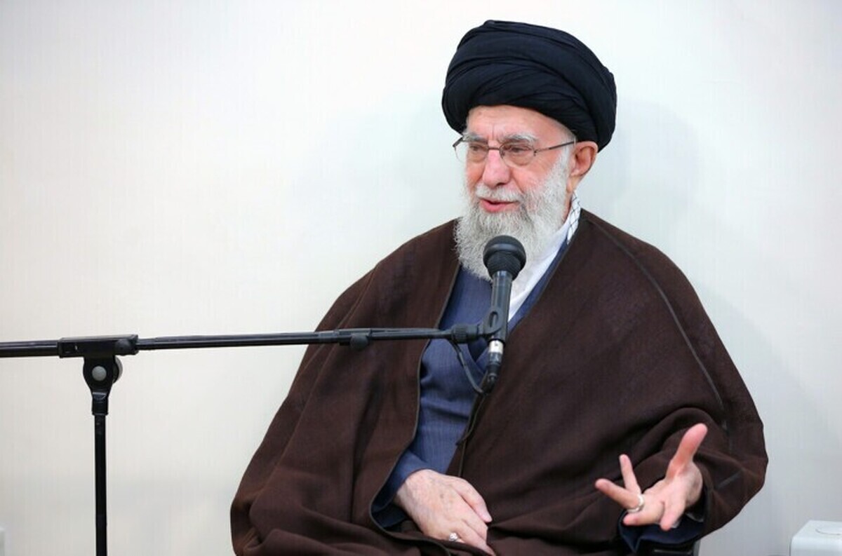 نامزد انتخابات ریاست جمهوری ۱۴۰۳ عصر امروز با رهبر معظم انقلاب دیدارر کرد‌.