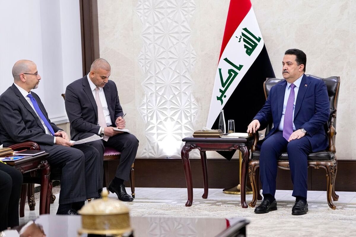 نخست وزیر عراق در دیدار معاون دستیار وزیر دفاع آمریکا در امور خاورمیانه ضمن گفت و گو در خصوص پایان دادن به مأموریت ائتلاف بین‌المللی در عراق، بر ضرورت اتخاذ موضع قاطع در برابر تجاوزات به غزه و جلوگیری از تنش‌ها در این منطقه تاکید کرد.