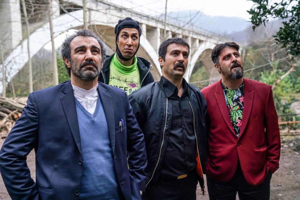 اطلاع‌رسانی درباره فصل هفتم «پایتخت» به جای اعلام رسمی از سوی تهیه‌کننده، کارگردان و یا مدیران در تلویزیون به سمت فضای‌مجازی رفته و این بار یک عکس توجه بسیاری را به خودش جلب کرده است.
