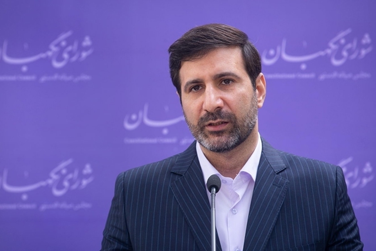 سخنگوی شورای نگهبان گفت: باتوجه‌به اینکه بر اساس قانون انتخابات دوره ۴ساله ریاست‌جمهوری از زمان تنفیذ حکم رئیس‌جمهوری توسط رهبری آغاز می‌شود. تا روز تنفیذ، معاون‌اول رئیس‌جمهور، مدیریت قوه مجریه را برعهده دارد.
