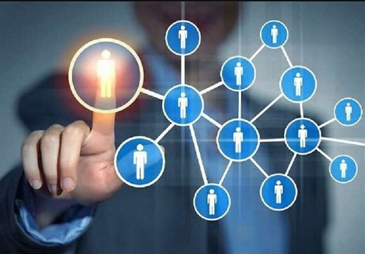 جانشین فرمانده انتظامی مشهد از دستگیری ۱۱ نفر از فعالان یک شرکت بزرگ هرمی در منطقه خواجه ربیع خبر داد.