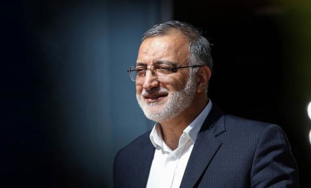 پخش مستند تبلیغاتی علیرضا زاکانی نامزد چهاردهمین دوره انتخابات ریاست جمهوری که در حال پخش از شبکه دوم سیما بود به ناگهان متوقف شد.