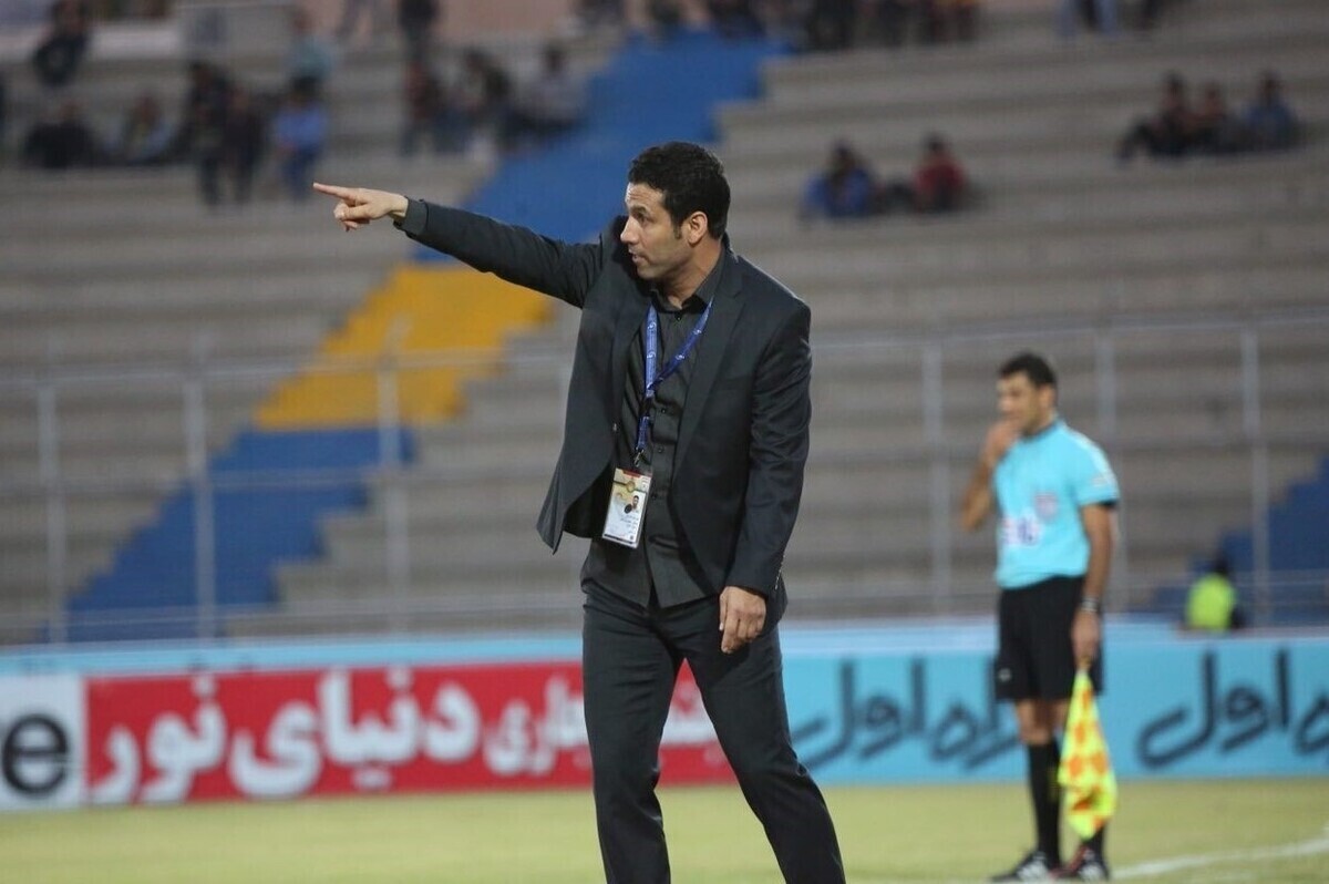مهدی تارار سرمربی فصل گذشته ملوان هدایت گل گهر سیرجان را بر عهده گرفت.