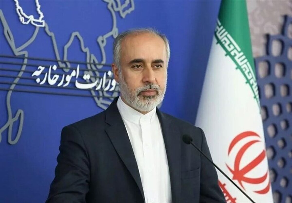 سخنگوی وزارت امور خارجه کشورمان نوشت: صهیونیست‌ها برای جبران شکست‌های متحمل شده در میدان نبرد با مقاومت، هیچ خط قرمز انسانی و اخلاقی را نسبت به ساکنان بی‌دفاع نوار غزه به رسمیت نمی‌شناسند.