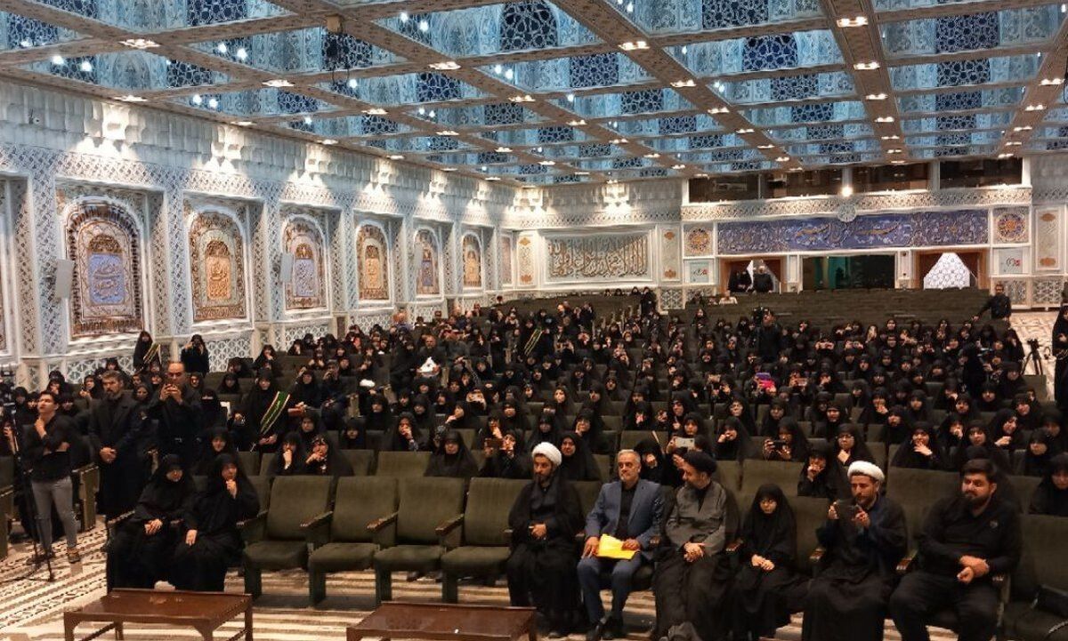 دوره بین المللی شبانه روزی حفظ قرآن کریم توسط موسسه فرهنگی قرآن و عترت بیت الحفاظ حضرت نرجس (س) ویژه خواهران در مشهد افتتاح شد.