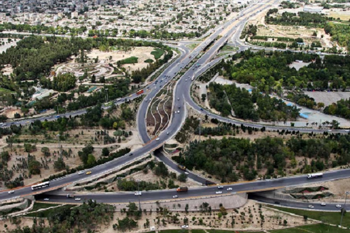 پاسخ مدیرعامل سازمان مدیریت و مهندسی شبکه حمل‌و‌نقل شهرداری مشهد به درخواست شهروند مبنی بر اتصال خیابان مفتح شرقی به غربی.