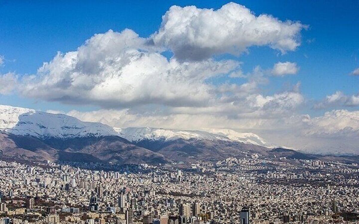 دمای هوای مشهد در حال حاضر (۵ تیر ۱۴۰۳) ۲۸ درجه سانتی‌گراد و آسمان صاف و آفتابی است.
