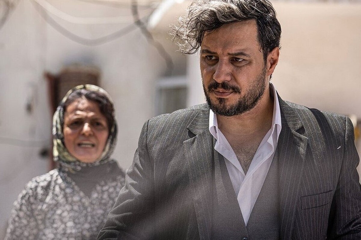 هفت قسمت از فصل سوم سریال «زخم کاری» با ریتمی کُند به کارگردانی محمدحسین مهدویان گذشته است که تا حد زیادی باعث کلافگی مخاطب شده است.