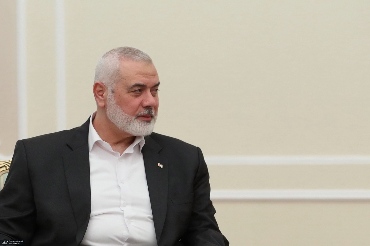 خلیل الحیه عضو ارشد حماس در نشست خبری با موضوع ترور شهید اسماعیل هنیه گفت: شاهدان تأیید کرده‌اند یک موشک به اتاق شهید هنیه اصابت کرده است.