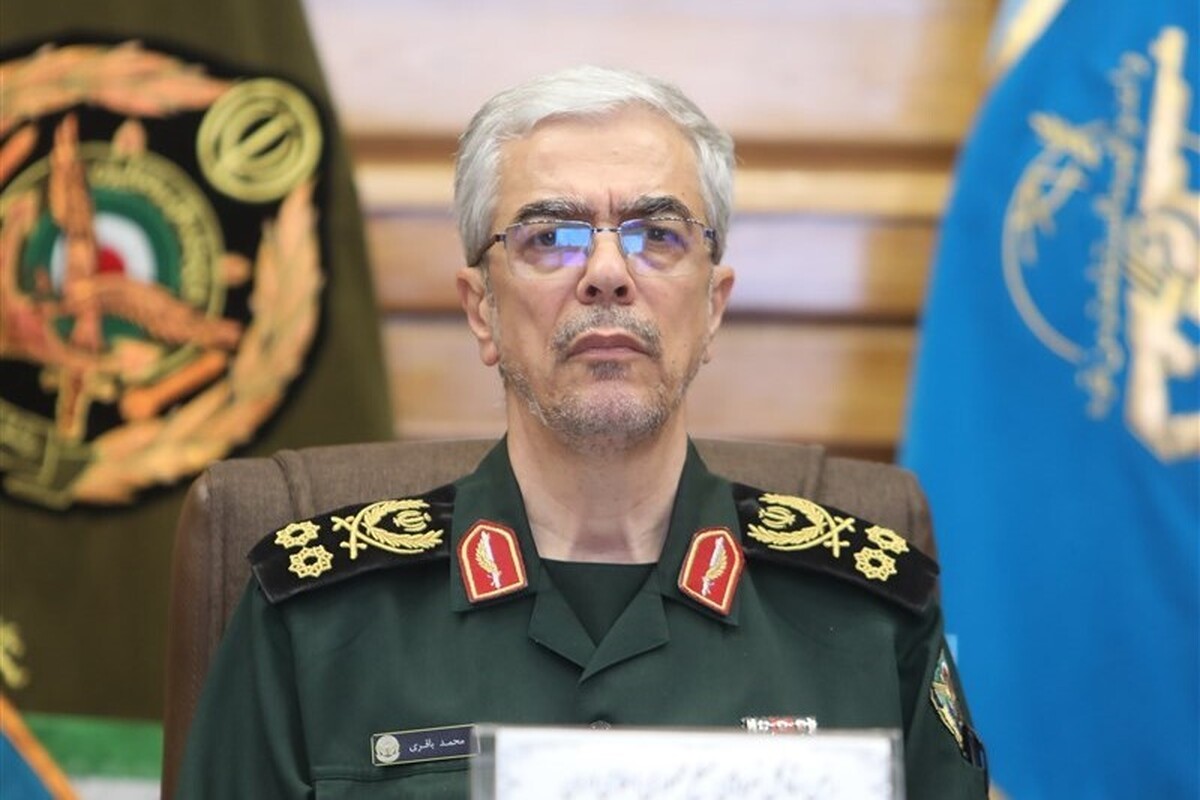 رئیس ستادکل نیرو‌های مسلح گفت: اینکه محور مقاومت و ما چگونه خون‌خواهی شهید هنیه را انجام دهیم، در حال بررسی است. اقدامات گوناگونی باید صورت بگیرد و صهیونیست‌ها حتماً پشیمان خواهند شد.