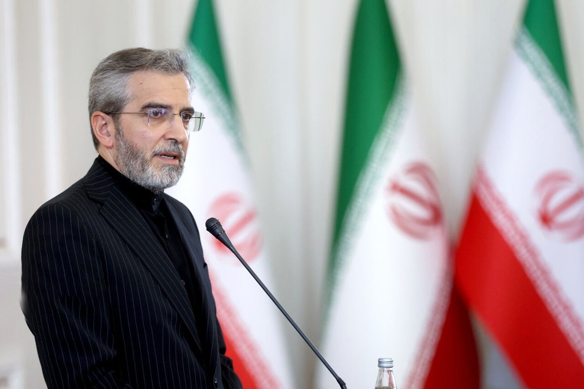 سرپرست وزارت امور خارجه ایران به دبیران‌کل سازمان ملل، سازمان همکاری اسلامی و رئیس شورای امنیت نامه‌های جداگانه‌ای ارسال کرد و نوشت «جمهوری اسلامی مصمم به اتخاذ هرگونه اقدام لازم در جهت دفاع از امنیت ملی و حاکمیت خود علیه متجاوزان خواهد بود».