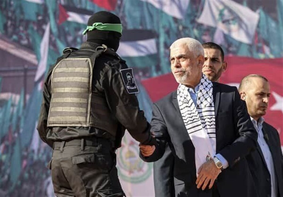 گروه‌های فلسطینی، انتخاب یحیی سنوار به عنوان رئیس دفتر سیاسی حماس به فاصله یک هفته از شهادت اسماعیل هنیه را بیانگر قدرت و انسجام مقاومت دانسته و تاکید کردند: این اتفاق یک سیلی بزرگ به صورت صهیونیست‌ها و ضربه‌ای عظیم به توطئه‌های آنهاست.