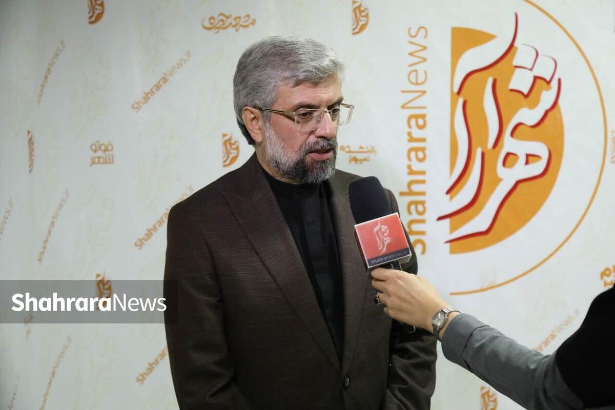 مدیر عالی حرم مطهر رضوی گفت:  مهمترین انتظار ما از رسانه‌ها این است که به درستی برای مسئولین تبیین کنند که در دهه آخر صفر؛ جمعیتی که به مشهد مشرف می‌شوند بیش از اربعین و در مدت زمان کمتری است، اما همت و نقش‌آفرینی کشوری را اینجا نمی‌بینیم.