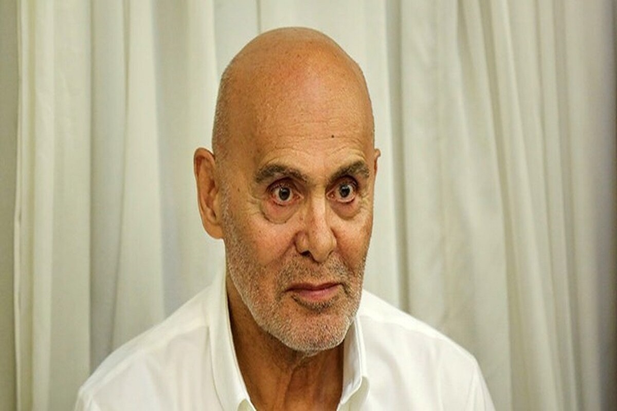 جمشید هاشم‌پور پس از مدتی بستری بودن در بیمارستان، به منزل بازگشت.