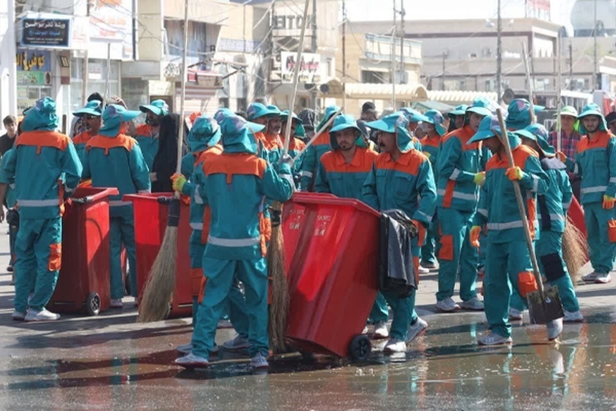 در آستانه اربعین حسینی، کاروان خدام‌الحسین(ع) شهرداری مشهدمقدس برای خدمت‌رسانی به زائران سیدالشهدا(ع) عازم نجف اشرف شده‌است.