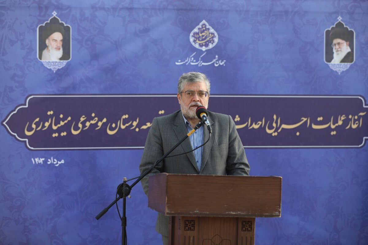 شهردار مشهد مقدس گفت: با توجه به سختی تأمین منابع مالی، قطعاً یکی از بهترین راه‌ها، جذب سرمایه‌گذار بخش خصوصی و افزایش مشارکت آنان با مدیریت شهری است.