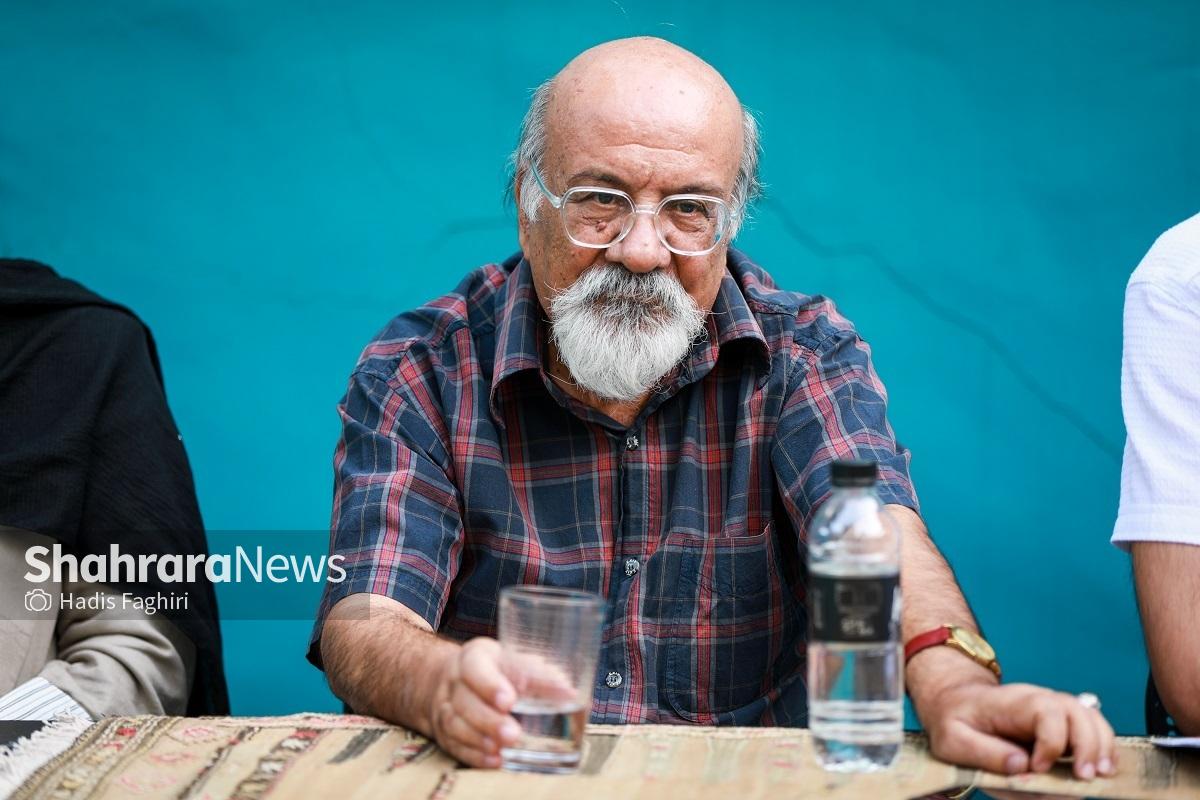سه هفته پیش، از کتاب جدید محمدباقر کلاهی‌اهری به نام «دیو و دیوانگی» در خانه هنرمندان تهران رونمایی شد. در این مراسم، رضا کیانیان و اردشیر رستمی نیز حضور داشتند و حال نوبت این رسید که از کتاب «دیو و دیوانگی» در شهر خود استاد یعنی مشهد رونمایی شود.