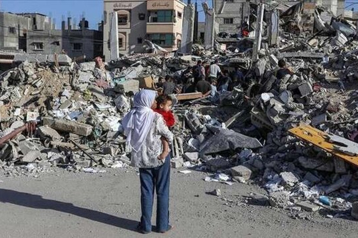 هلال‌احمر فلسطین اعلام کرد: به‌اندازه کافی واکسن به غزه منتقل نمی‌شود و سطح مطلوبی برای مقابله با بیماری‌های واگیردار در این منطقه ایجاد نمی‌شود.