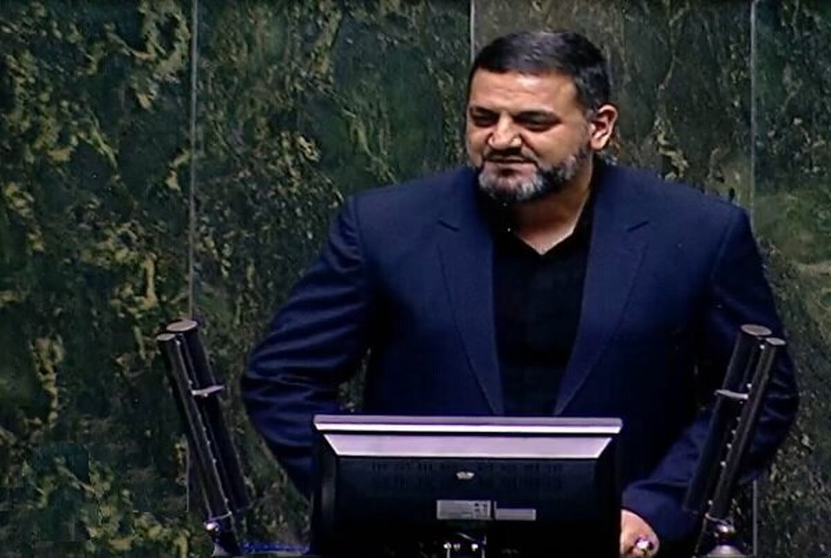 سخنگوی کمیسیون آموزش و تحقیقات مجلس از موافقت این کمیسیون با برنامه‌های وزیر پیشنهادی آموزش و پرورش خبر داد.