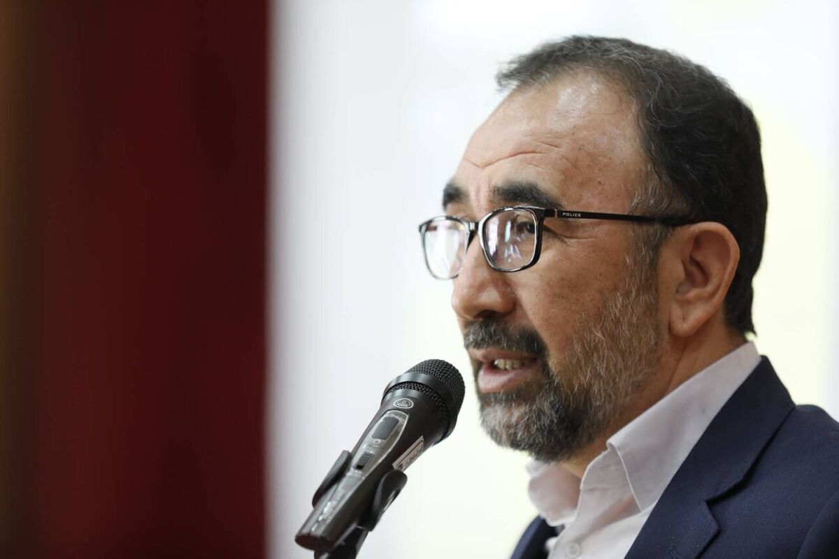 استاندار خراسان‌رضوی گفت: خانواده در نظام مقدس اسلامی بسیار مورد تأکید قرار گرفته و اگر بخواهیم اهداف انقلاب اسلامی در این نظام تحقق پیدا کند، به خانواده تراز نیاز داریم.
