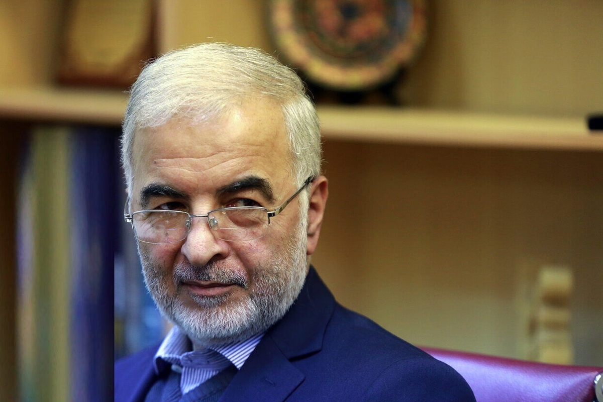 کمیسیو‌ن‌های امنیت ملی و سیاست خارجی و امور داخلی کشور و شوراهای مجلس شورای اسلامی با اسکندر مؤمنی، وزیر پیشنهادی کشور، موافقت کردند.