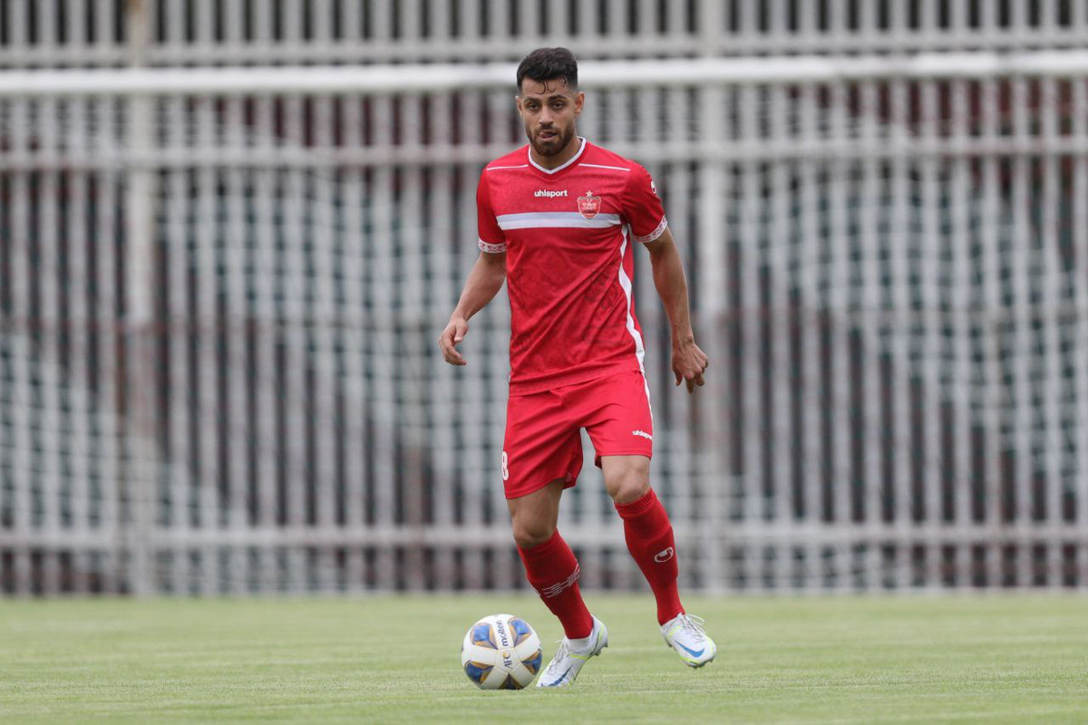 مدافع ملی پوش پرسپولیس همچنان دور از ترکیب این تیم خواهد بود.