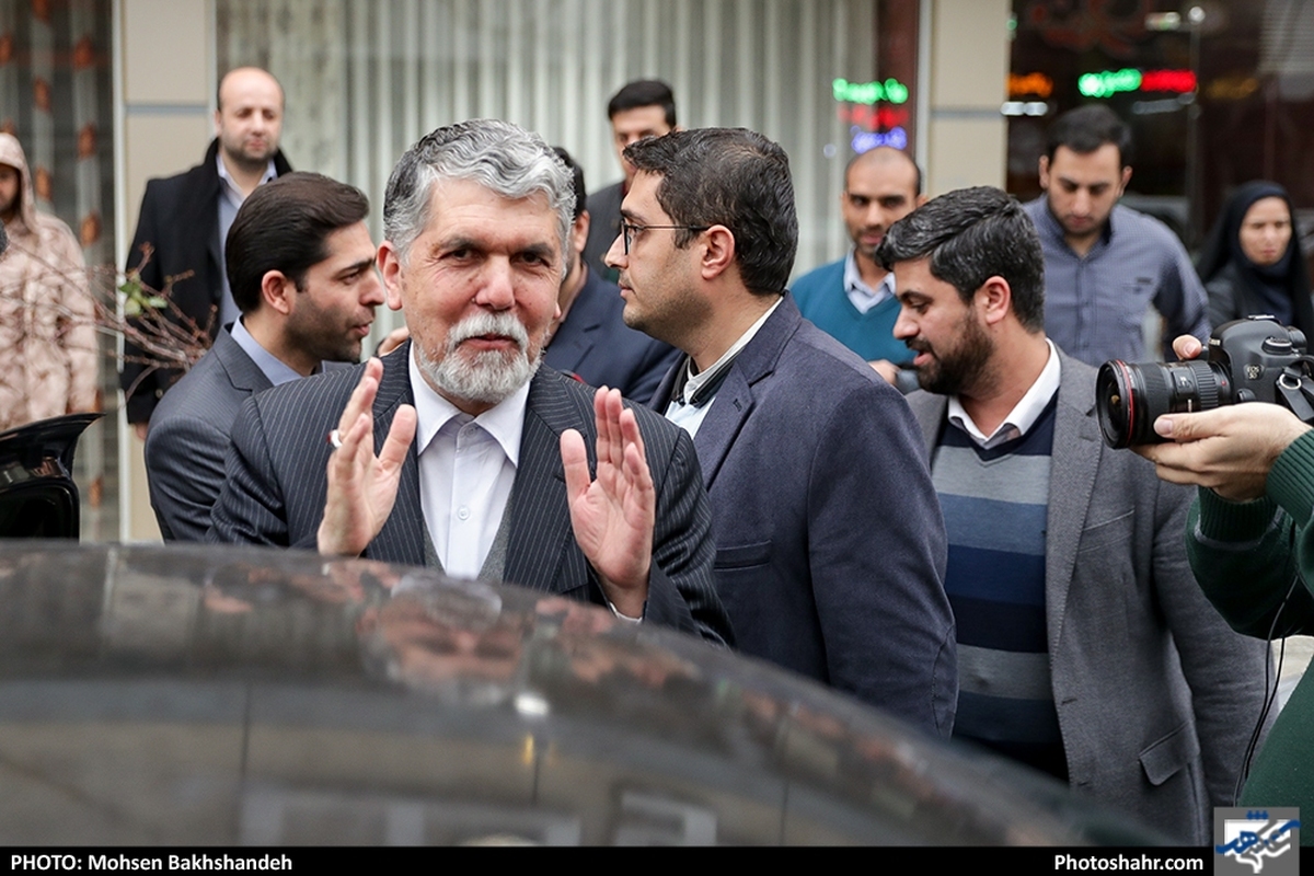سید عباس صالحی، وزیر فرهنگ و ارشاد اسلامی دولت دوازدهم و یکی از نامزدهای تصدی این وزارت در دولت مسعود پزشکیان، با ارسال نامه ای، انصراف خود را از پذیرش سمت اعلام کرد.