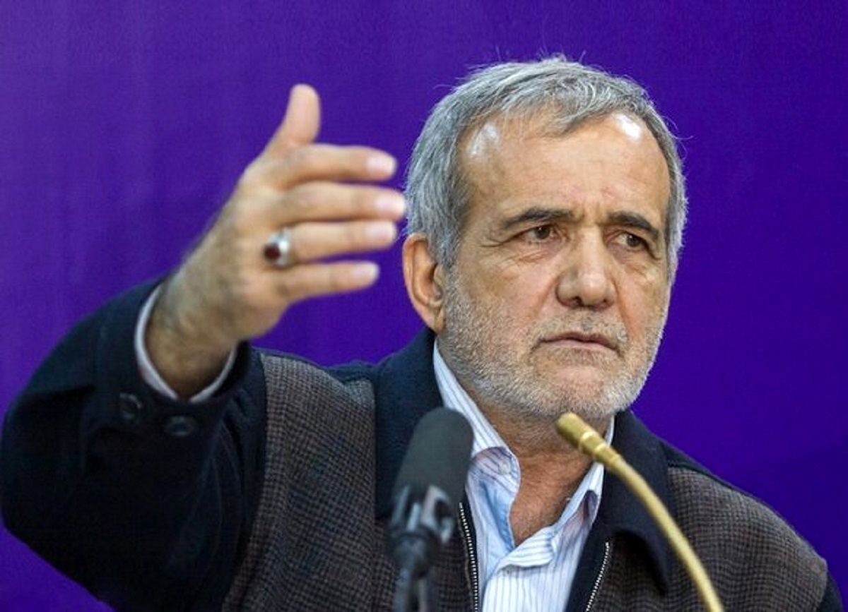 رئیس جمهور منتخب گفت: اگر الان برخلاف حرف‌هایی که زده ایم عمل کنیم، امیدی که در مردم ایجاد کردیم به ناامیدی و بی‌اعتمادی تبدیل خواهد شد.