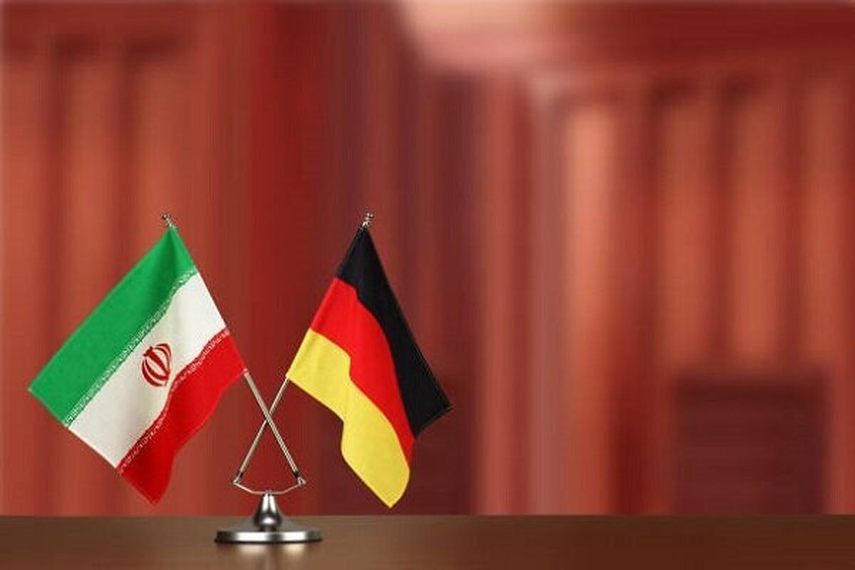 سخنگوی دولت آلمان پس از حمله هوایی به بلندی‌های جولان از ایران و دیگر بازیگران منطقه‌ای خواست تا مانع از تشدید تنش‌ها شوند.