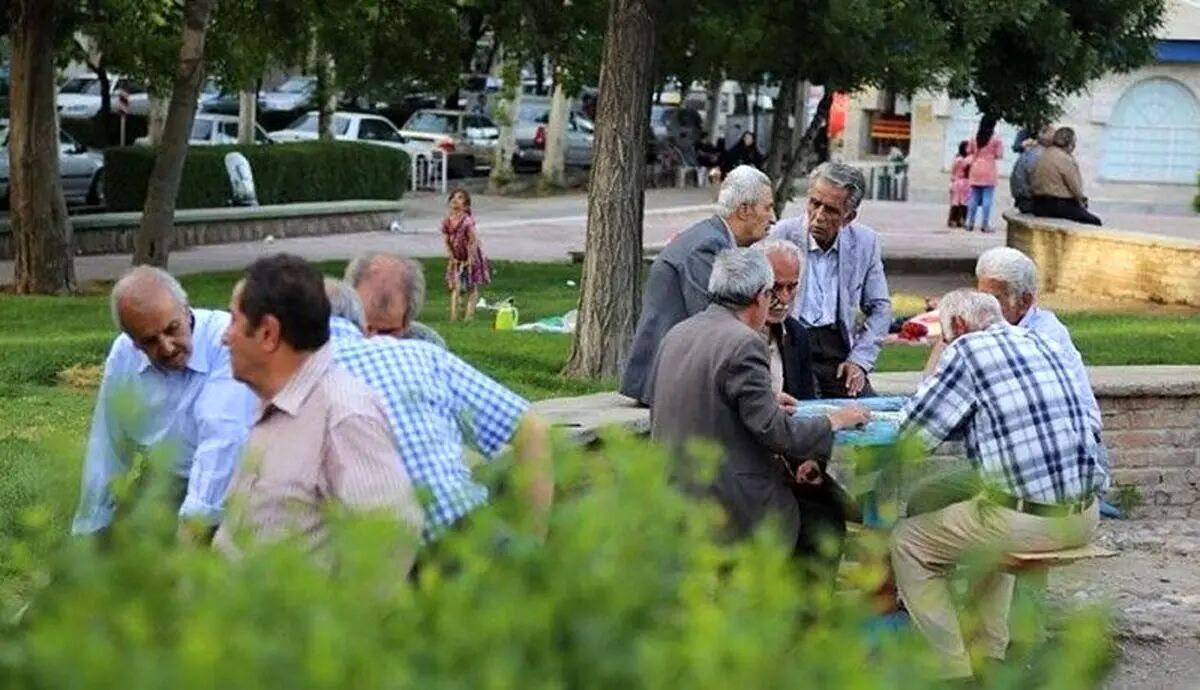 با هدف تسهیل امور درمانی و ارائه خدمات نوین به بازنشستگان صندوق بازنشستگی کشوری، اپلیکیشن موبایلی «دینا» راه اندازی شده که طی ۷۲ ساعت خسارت‌های ثبت شده را پراخت می‌کند. این اپلیکیشن به آسانی در دسترس تمامی بازنشستگان این صندوق قرار دارد.