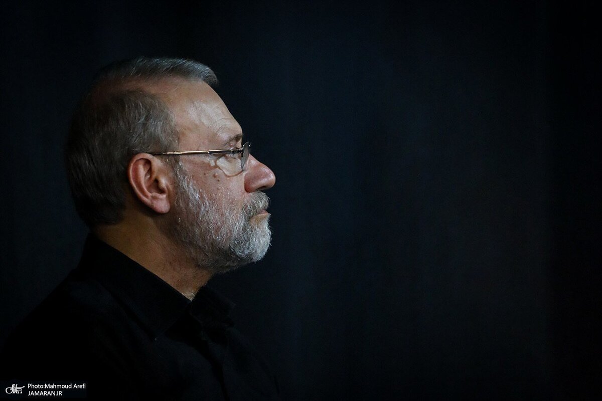 علی لاریجانی، مشاور رهبر معظم انقلاب، در راهپیمایی بزرگ اربعین حاضر شد.