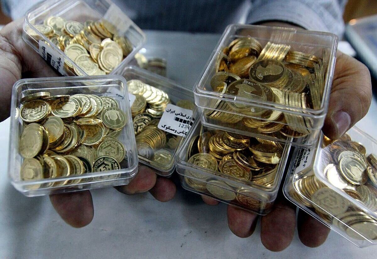 قیمت انواع سکه امروز در مشهد افزایش ۱۰۰ تا ۴۰۰ هزار تومانی پیدا کرد.