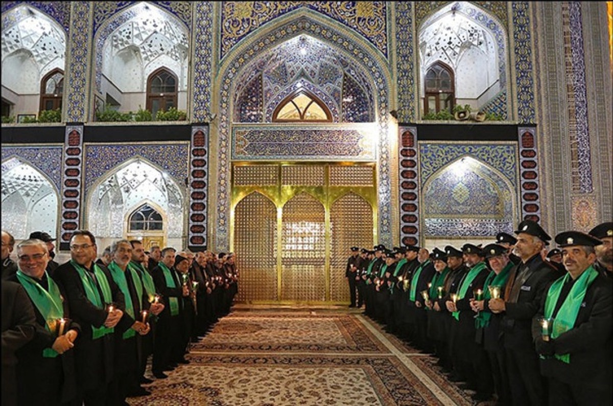 جانشین معاونت اماکن متبرکه حرم مطهر رضوی با اشاره به اینکه ۴۹ هزار خادم به زائران خدمت رسانی می‌کنند، گفت: ۲۳ موکب در سطح شهر مشهد برای اسکان زائرین پیاده خدمتگزاری می‌کنند.