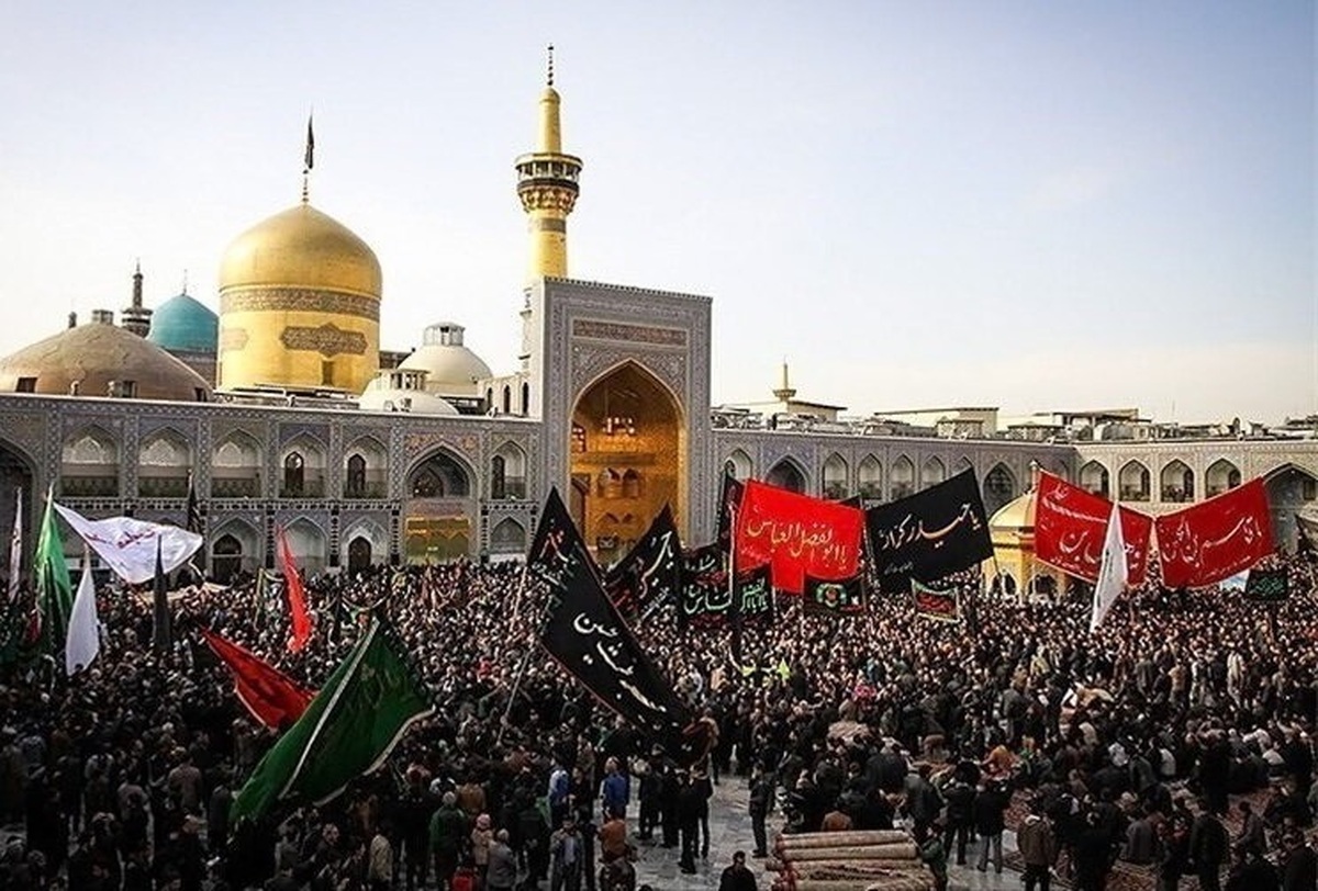 دلدادگان خورشید هشتم آسمان ولایت و امامت این روز‌ها برای پابوسی آستان آن حضرت و عرض تسلیت و حاجت خواهی در محضرش، روزشماری می‌کنند و یک بار دیگر عرصه برای محک‌زدن عیار میزبانی خراسانی‌ها فراهم می‌شود.