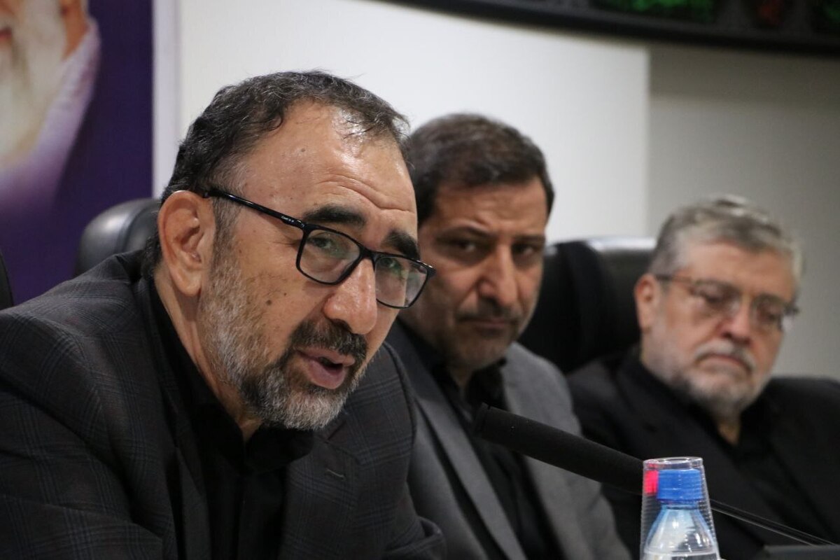 امروز جلسه قرارگاه خدمات سفر در مکان فرمانداری مشهد باحضور استاندار خراسان رضوی، شهردار و فرماندار مشهد برگزار شد.