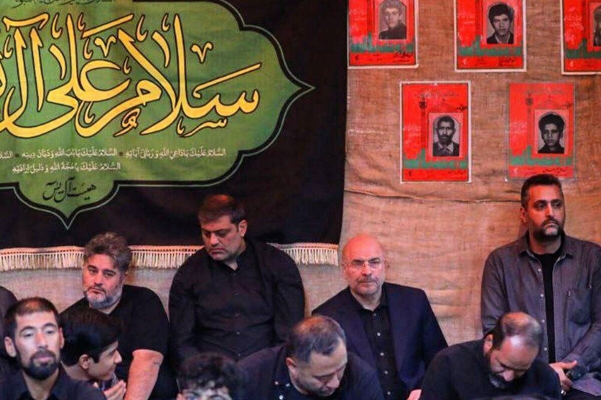 رئیس مجلس شورای اسلامی صبح دوشنبه در آئین عزاداری رحلت پیامبر (ص) و شهادت امام حسن مجتبی (ع)  در مشهد حضور یافت.
