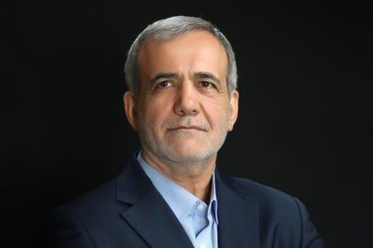 مسعود پزشکیان رئیس جمهور در جمع فعالان اقتصادی استان خراسان رضوی در مشهد گفت: باید جراحی‌هایی در بعضی بخش‌ها انجام دهیم تا کشور را از این وضعیتی که هست خارج کنیم.