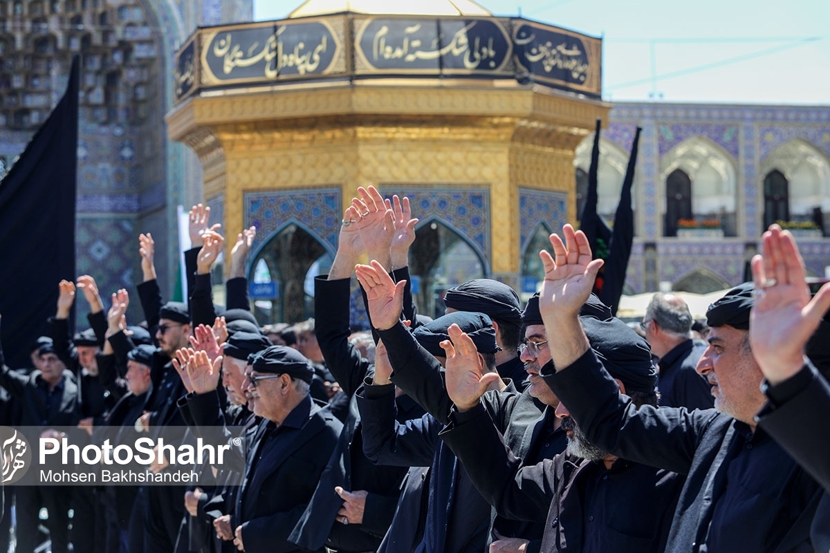 معاون فرهنگی، اجتماعی و زیارت استانداری خراسان رضوی گفت: از ابتدای دهه پایانی ماه صفر تا پایان روز ۱۲ شهریور ماه مجموعا سه میلیون و ۸۷۹ هزار و ۵۹۴ زائر وارد مشهد شدند.