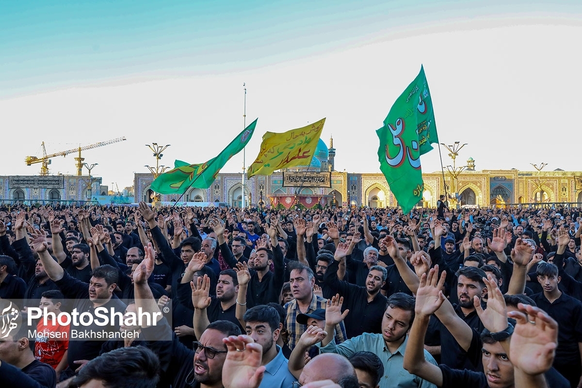 استاندار خراسان‌رضوی بیان کرد: تا شب‌ گذشته، حدود ۵ میلیون زائر در مشهد حضور یافتند و بیش از ۳۰۰ هزار زائر، پیاده مشرف شدند.